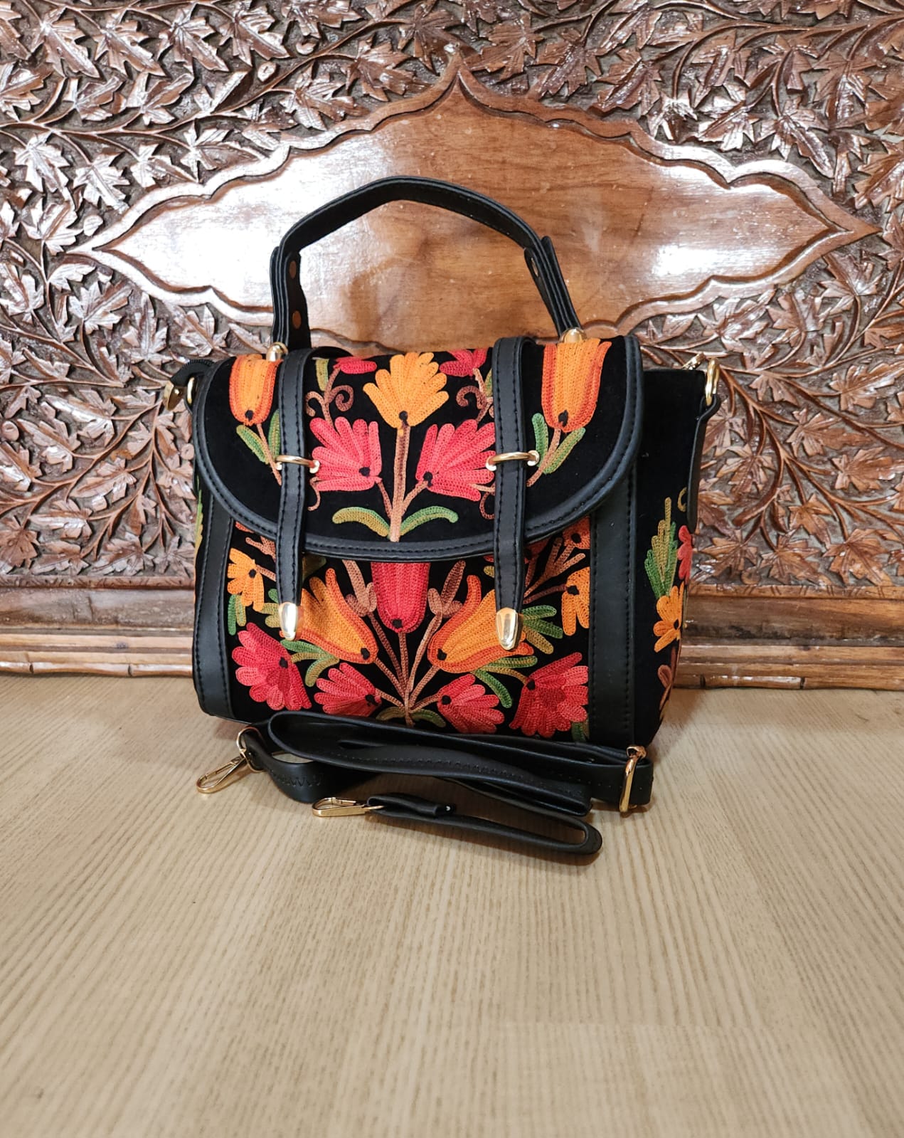 WhatsApp Image 2025-01-29 at 9.58.58 AM Kashmiri Aari Bags - Image 1