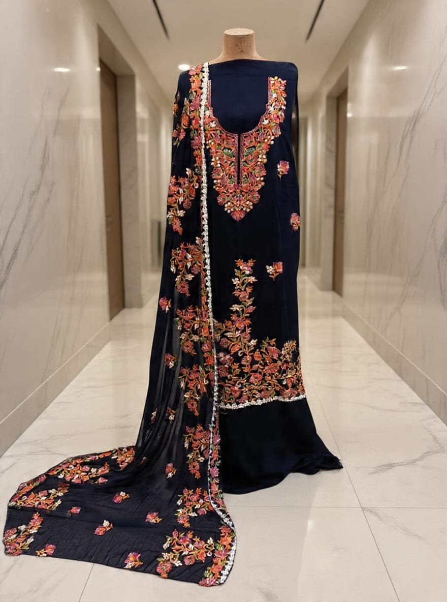 Reyon cotton 3 pice suit Kashmiri rayon aari work suit - Image 1