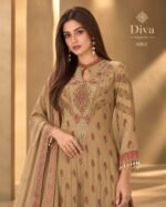 Designer Crepe Gown Set - Image 4