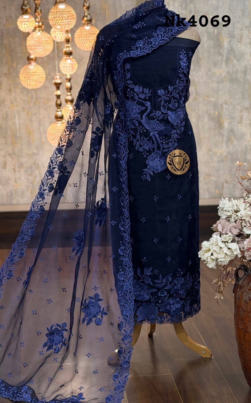 Organza embroidered Organza embroidered kurta & dupatta - Image 1