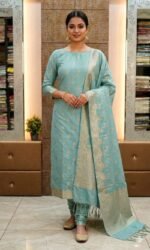 Banarasi Silk golden and silver Zari - Image 5