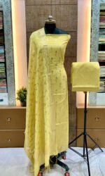 Banarasi Silk golden and silver Zari - Image 3