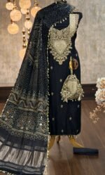 Russian silk embroidered kurta suit - Image 3