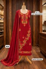 Kashmiri velvette suit - Image 4
